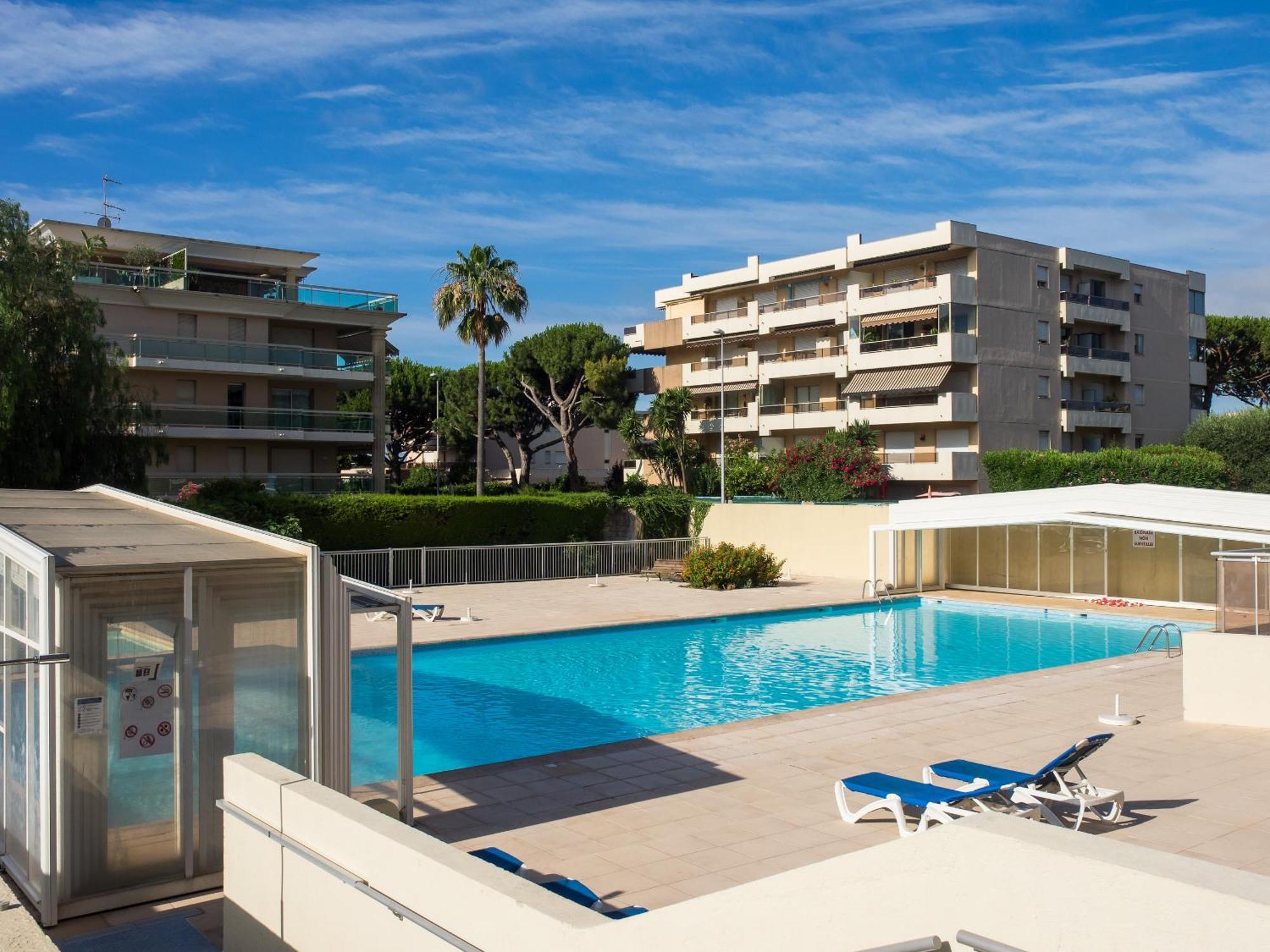 Heliotel Marine Studio Avec Balcon Au 4Eme Etage A 200M De La Mer Saint-Laurent-du-Var Exterior photo